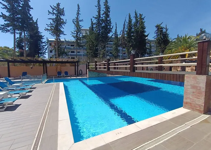 Blue & Yellow Penthouse With Terrace At Balaia Mar