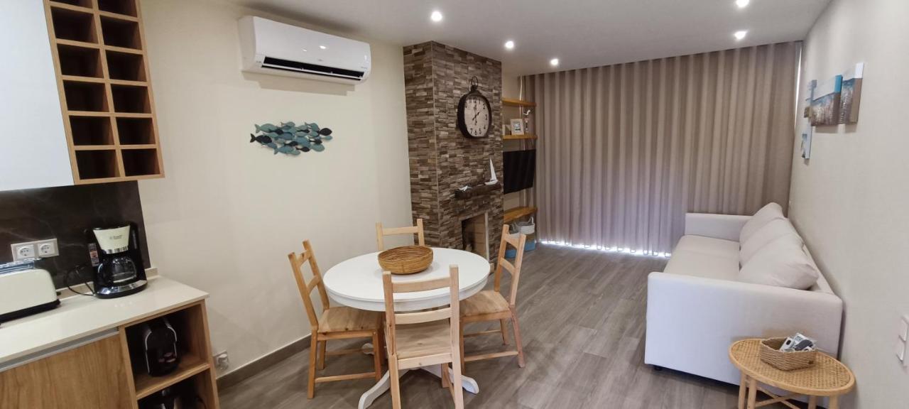 Blue & Yellow Penthouse With Terrace At Balaia Mar