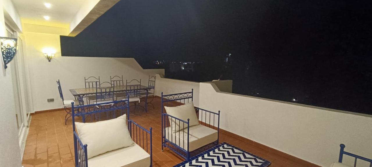 Apartment Blue & Yellow Penthouse With Terrace At Balaia Mar
